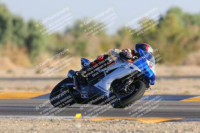media/Nov-19-2023-CVMA (Sun) [[1f3d1b7ccb]]/Race 16 Formula 2-American Twins/